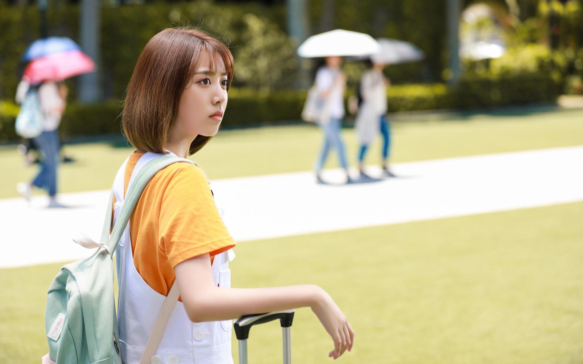 _双打组合默契配合，激战四强_，双打战术