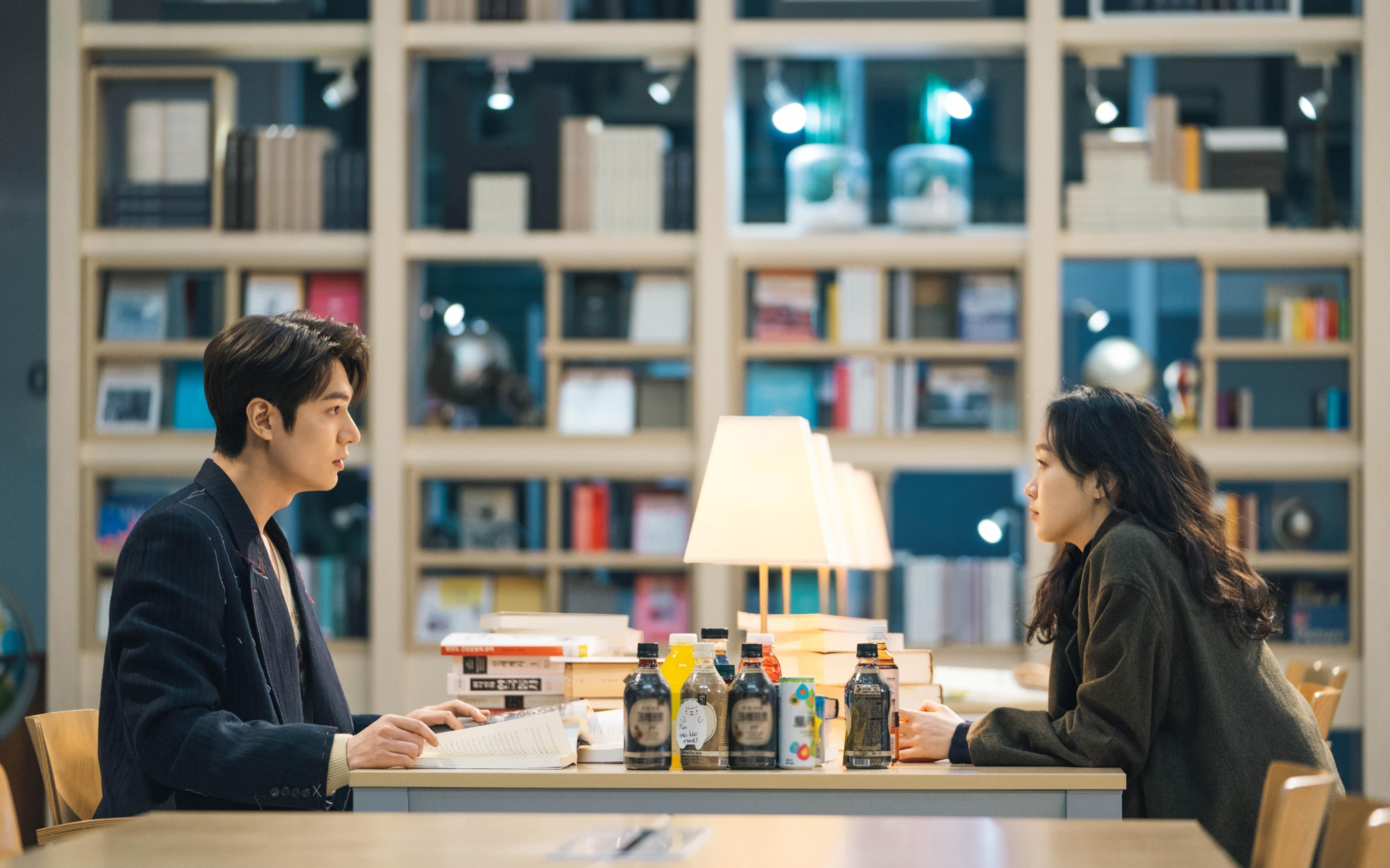 罗马尼亚队赛制创新：如何通过团体配合取得突破性胜利，罗马尼亚已组联赛