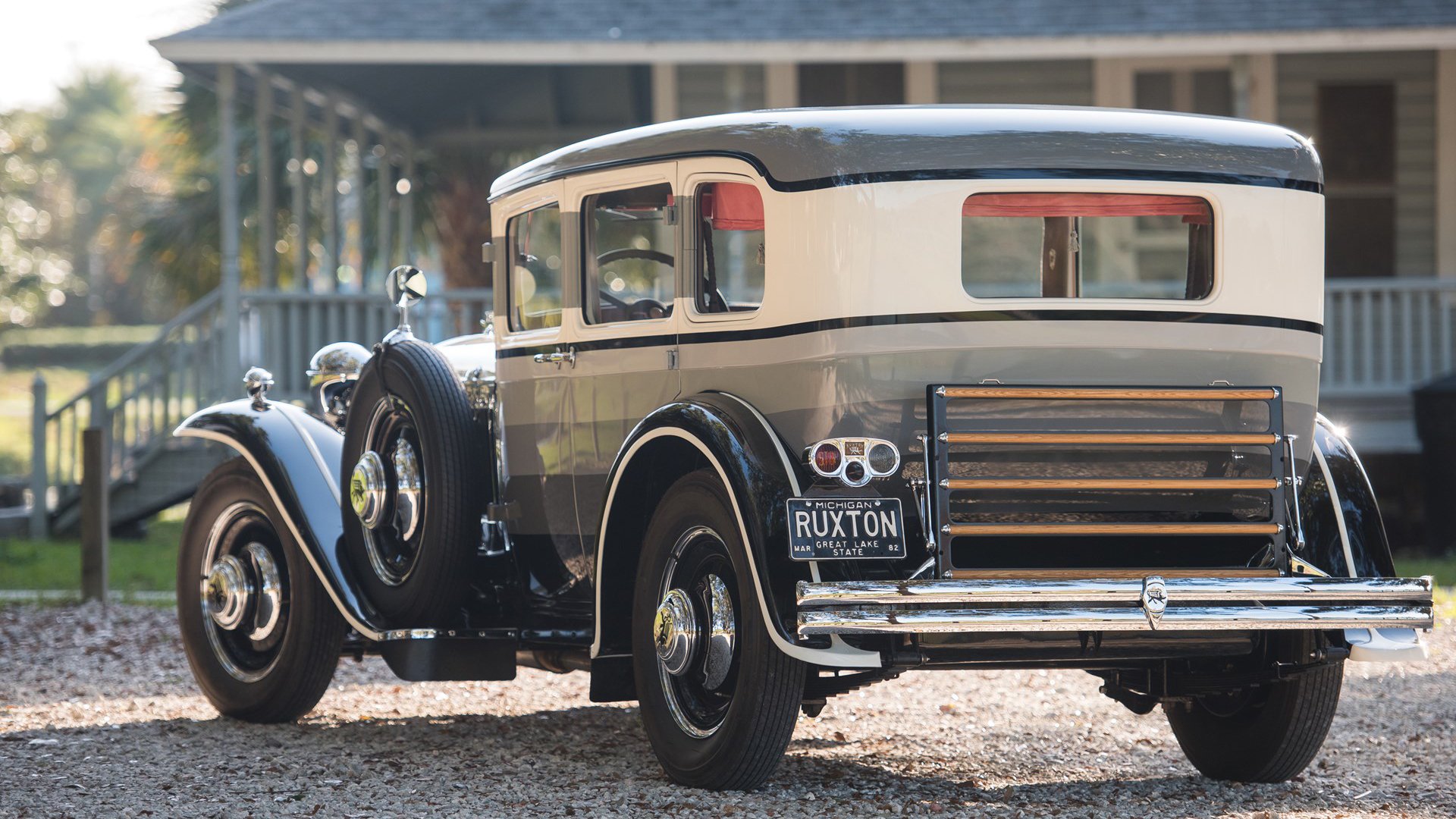 张伟丽拼尽全力艰难取胜格斗冠军赛，张伟丽一场比赛格斗能挣多少钱